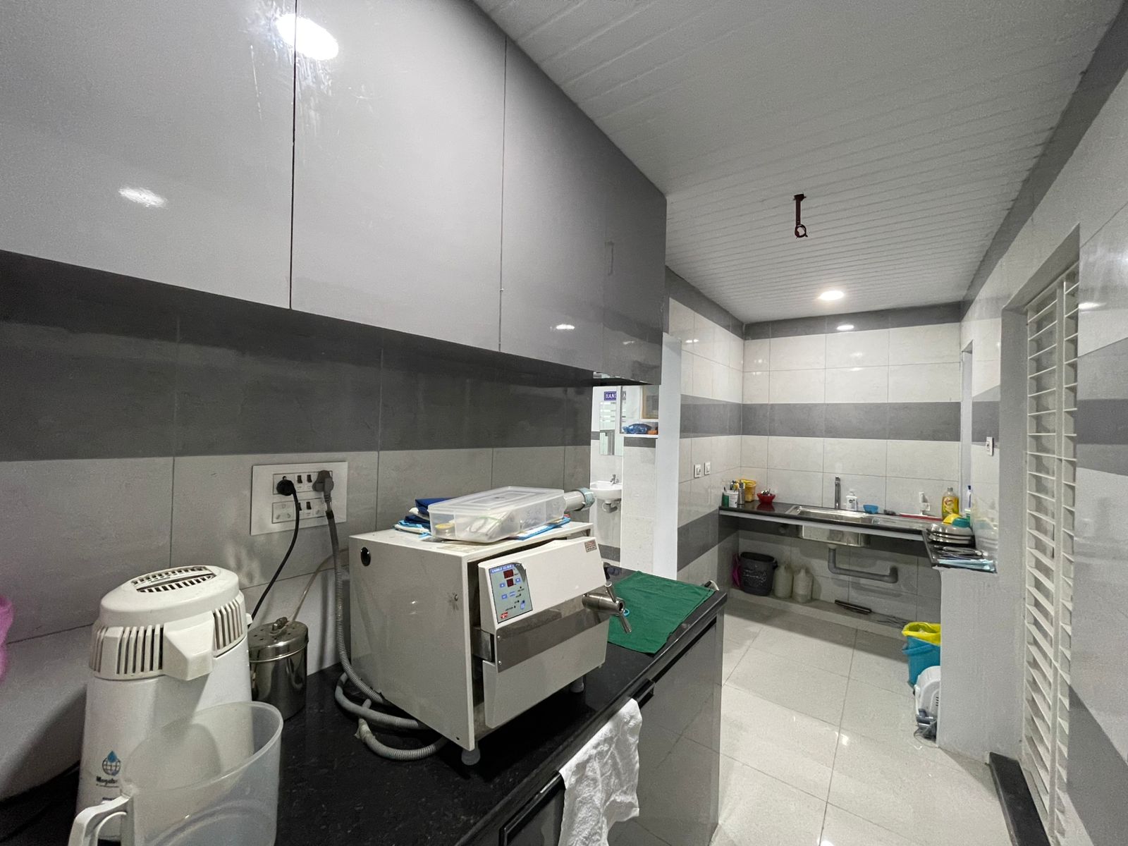 Diagnostics & Sample Collection Lab